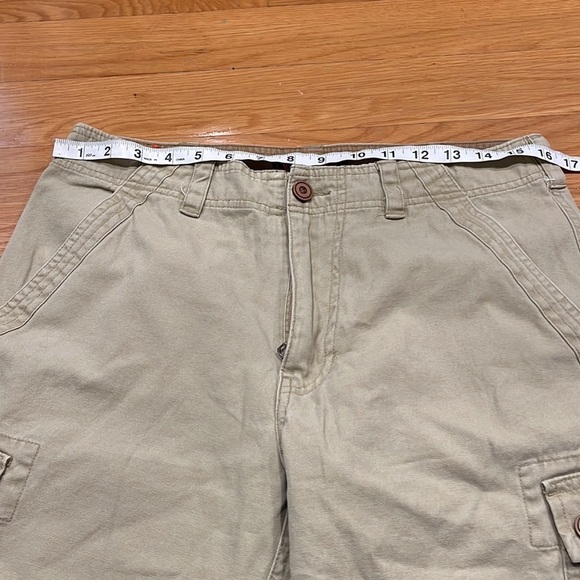 Wear First men’s cargo shorts size 30. - Picture 3 of 8